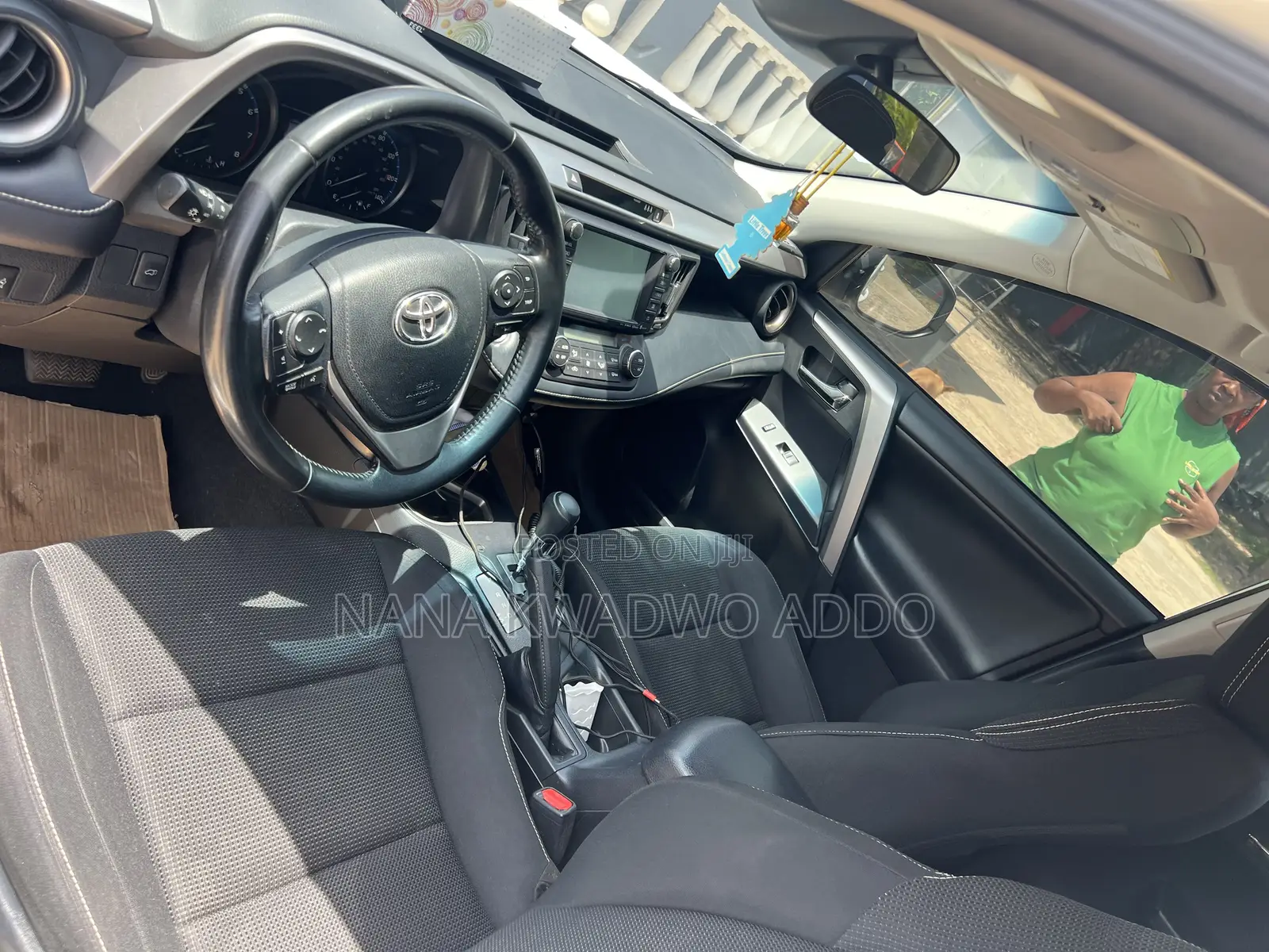 Toyota RAV4 2018 White