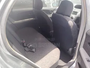 Toyota Vitz 2010 Gray
