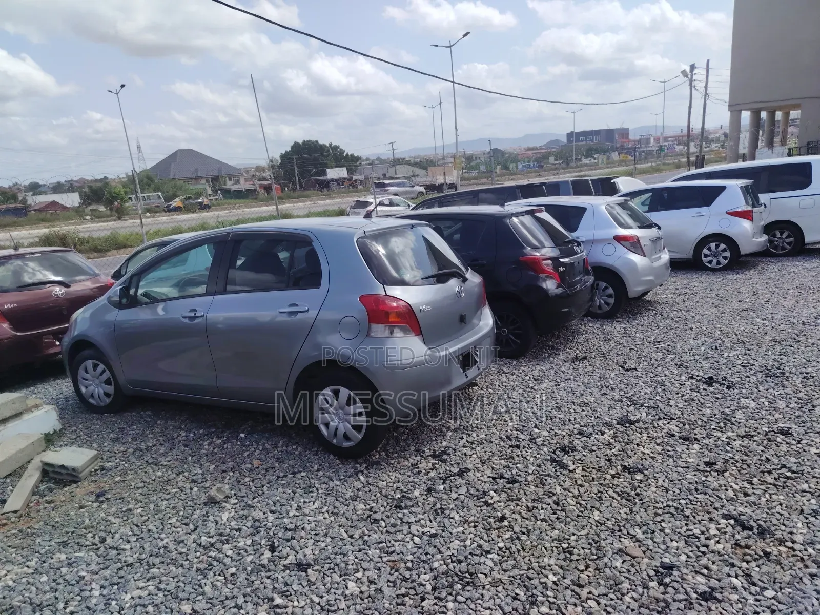 Toyota Vitz 2010 Gray