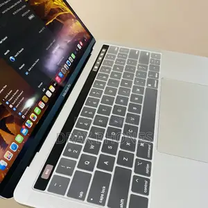 Laptop Apple MacBook Pro 2019 16GB Intel Core i7 SSD 256GB