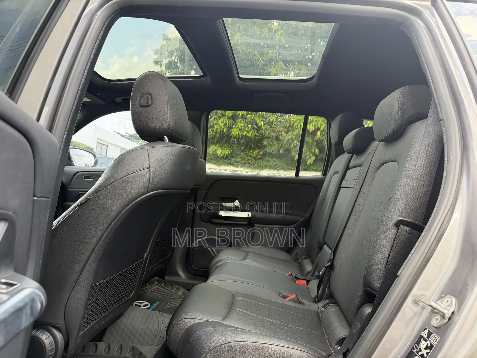 Mercedes-Benz GLB-Class GLB 250 4MATIC 2023 Gray