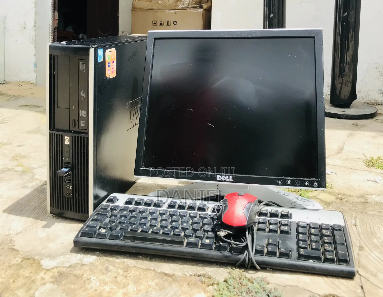 HP 200 G4 22 All-in-One 1GB Intel Core i5 SSHD+SSD 128GB
