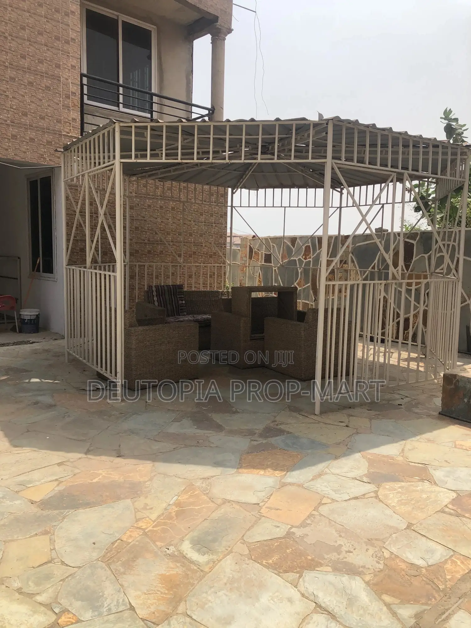 3bdrm Apartment in Adom Estate, Tema Metropolitan for rent