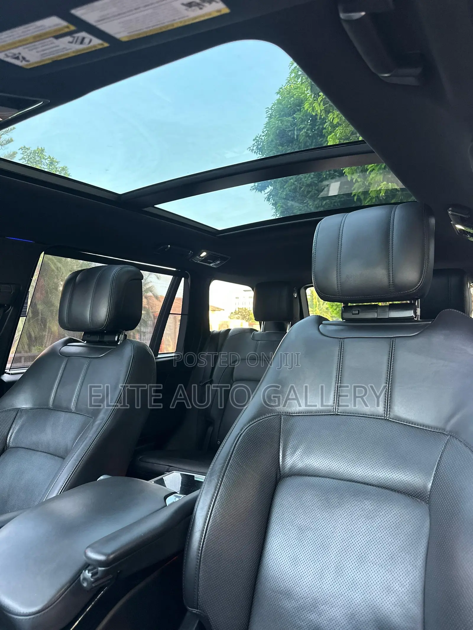Land Rover Range Rover Vogue 2019 Black