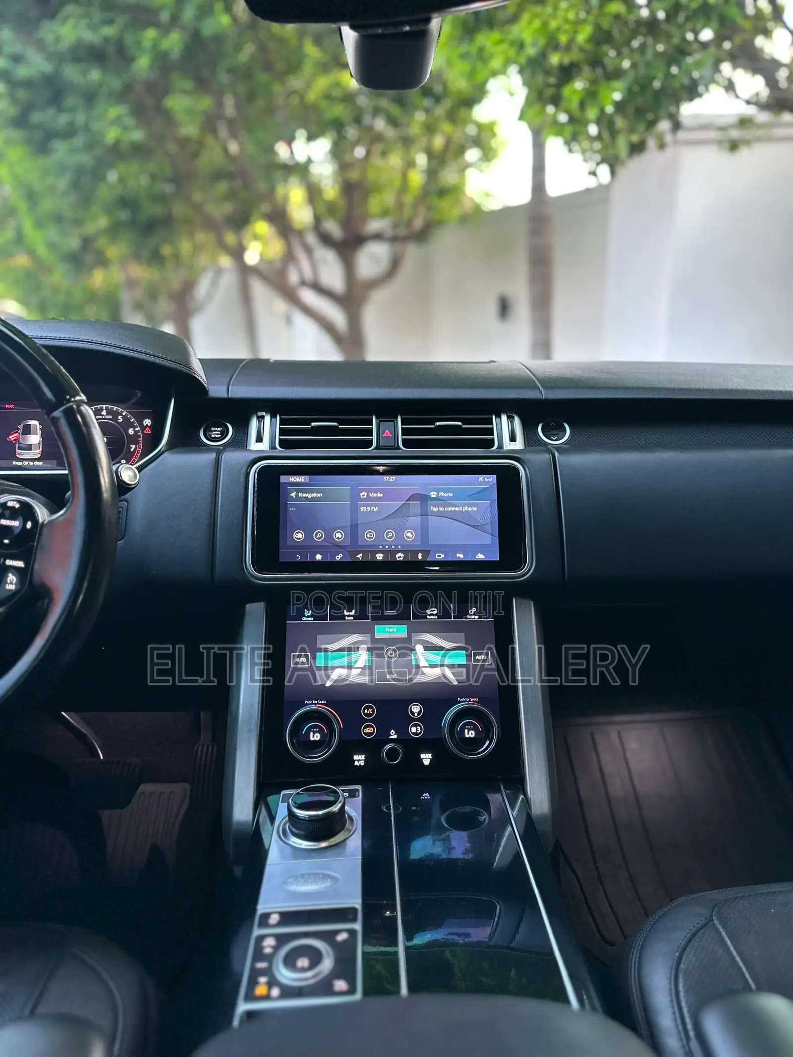 Land Rover Range Rover Vogue 2019 Black