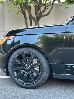 Land Rover Range Rover Vogue 2019 Black