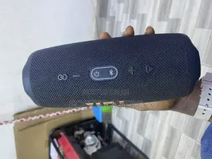 J.B.L Charge 5 Speaker