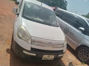 Citroen Berlingo 1.6 2012 White