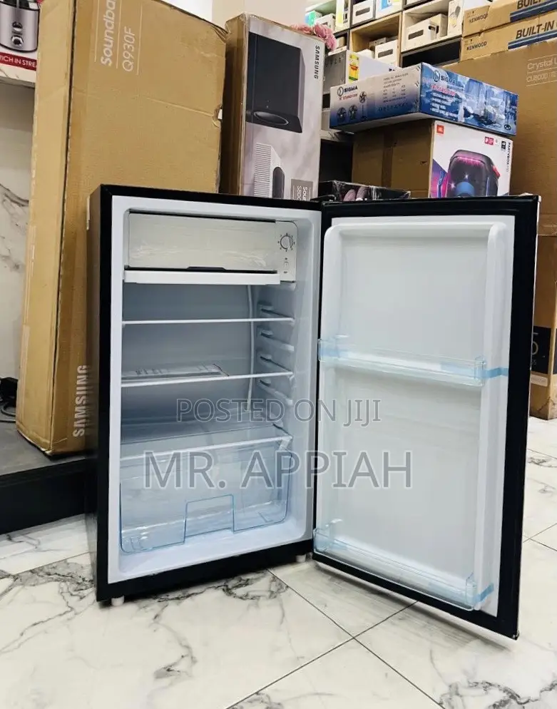 Extremely Quality Nasco Nasf1-110fl Table Top Refrigerator(Black)92l