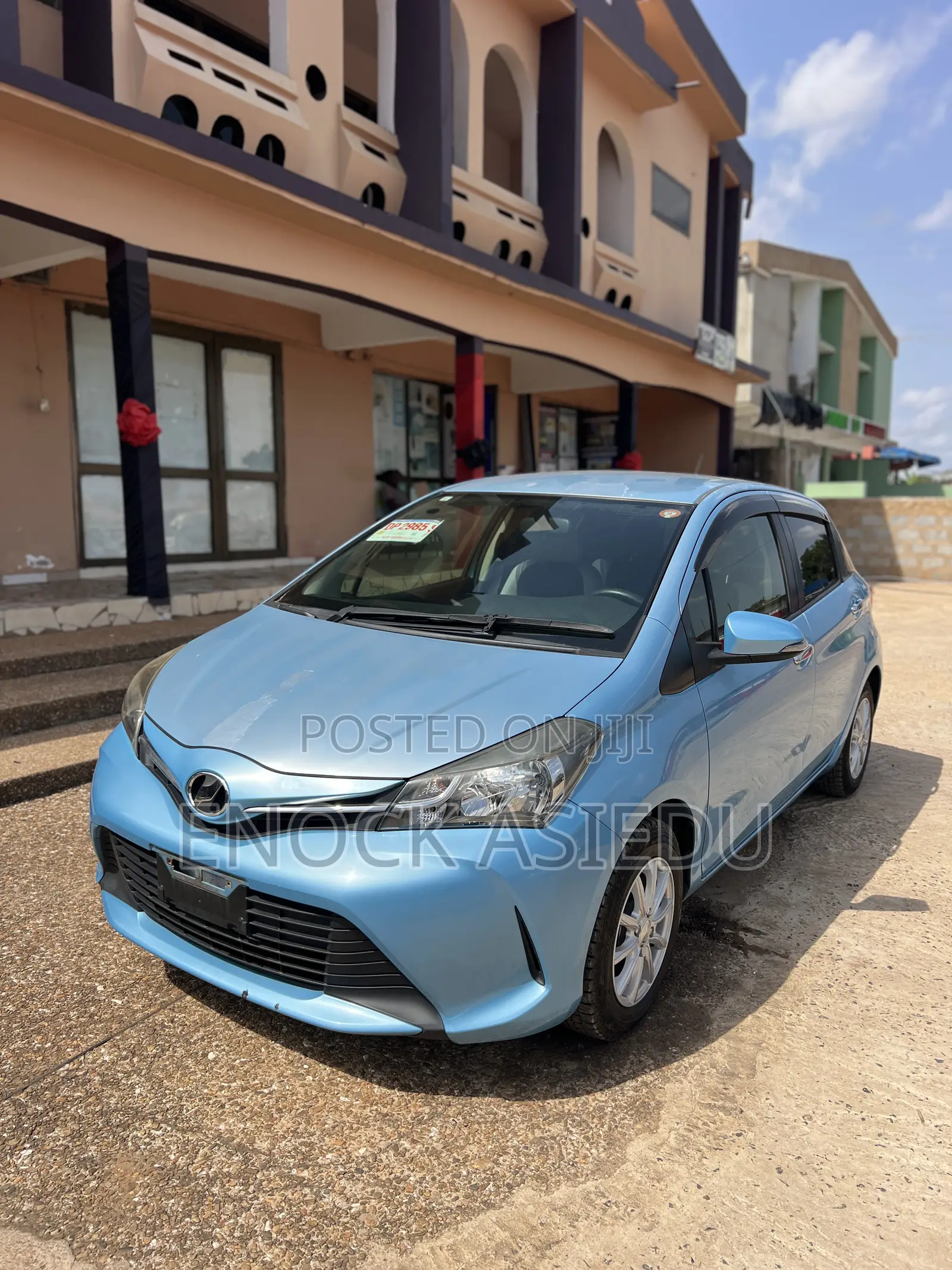 Toyota Vitz 1.3 AWD 5dr 2015 Blue