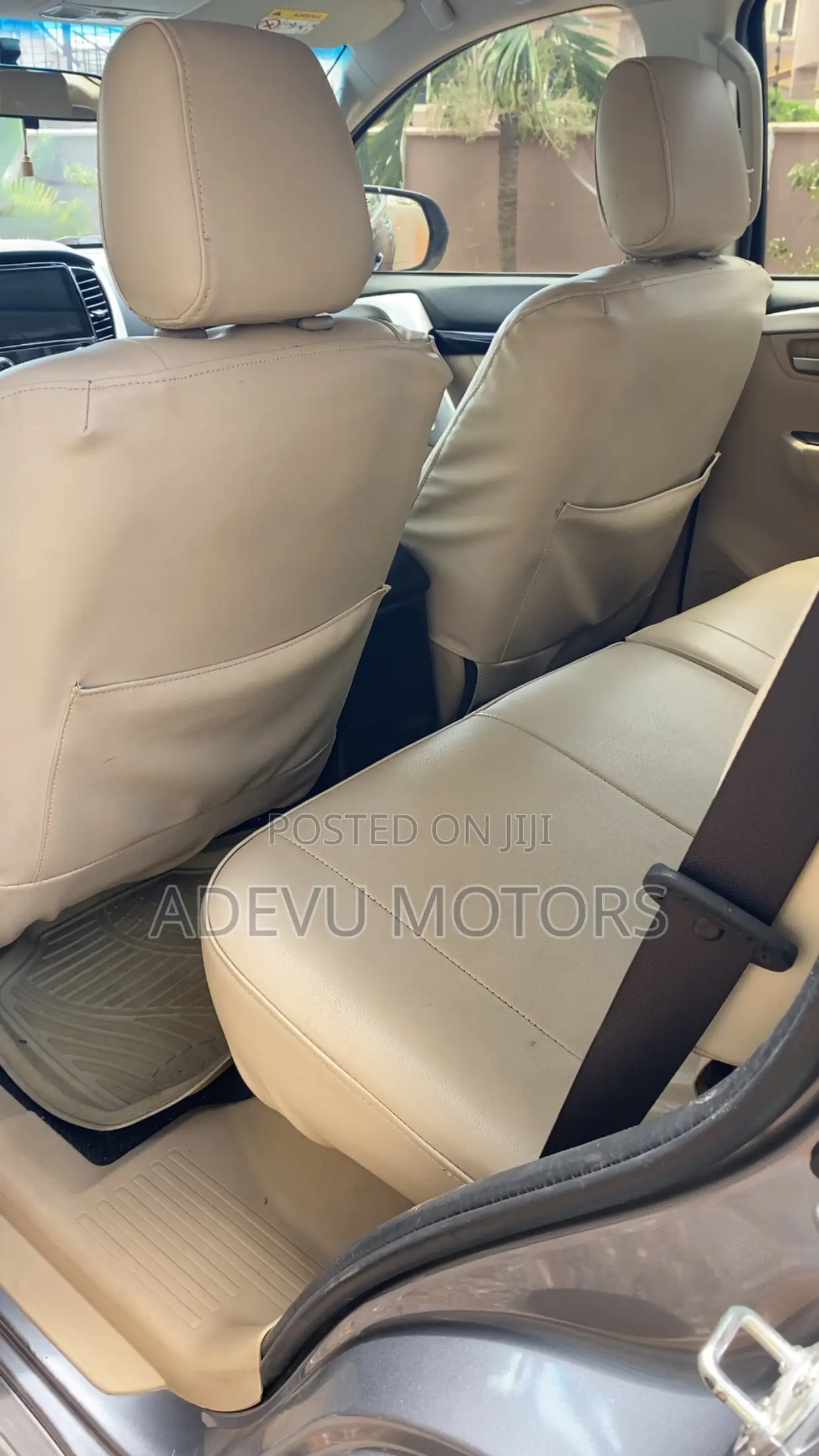 Mitsubishi Pajero Sport 2017 Silver