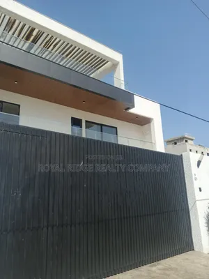 4bdrm Duplex in Tseaddo Roundabout, Accra Metropolitan for rent