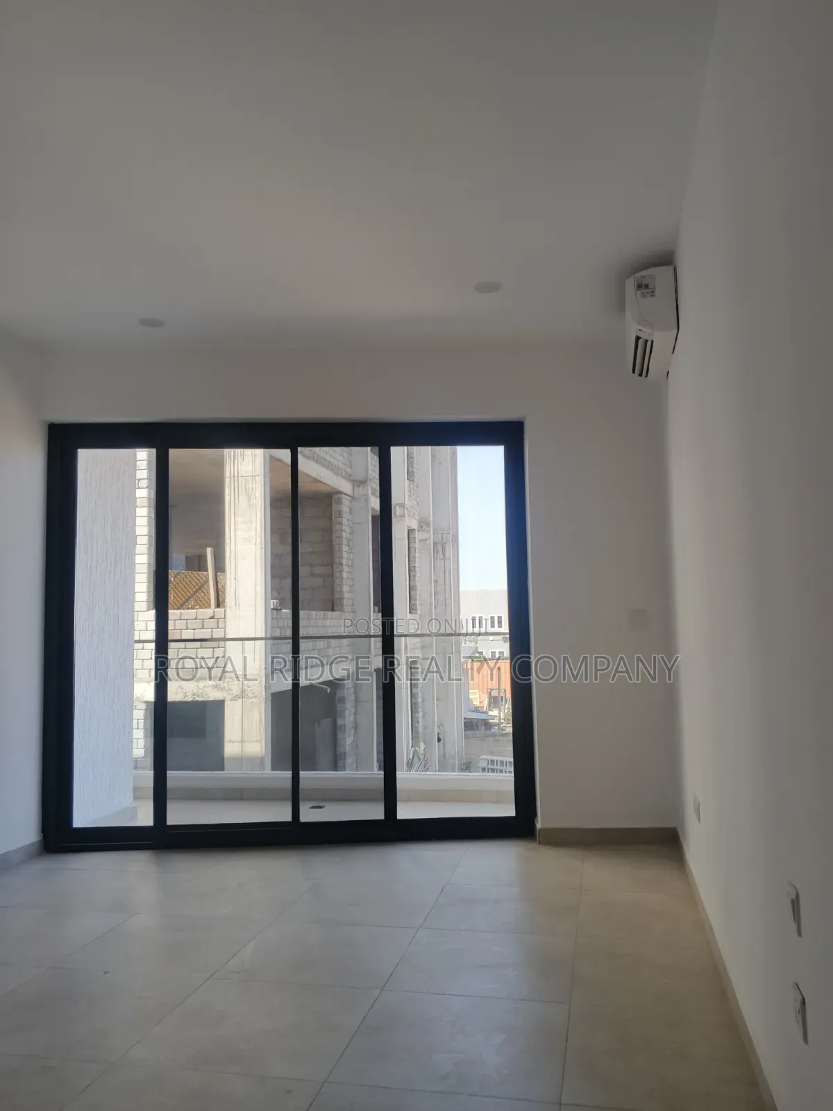 4bdrm Duplex in Tseaddo Roundabout, Accra Metropolitan for rent