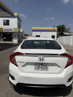 Honda Civic 2017 White