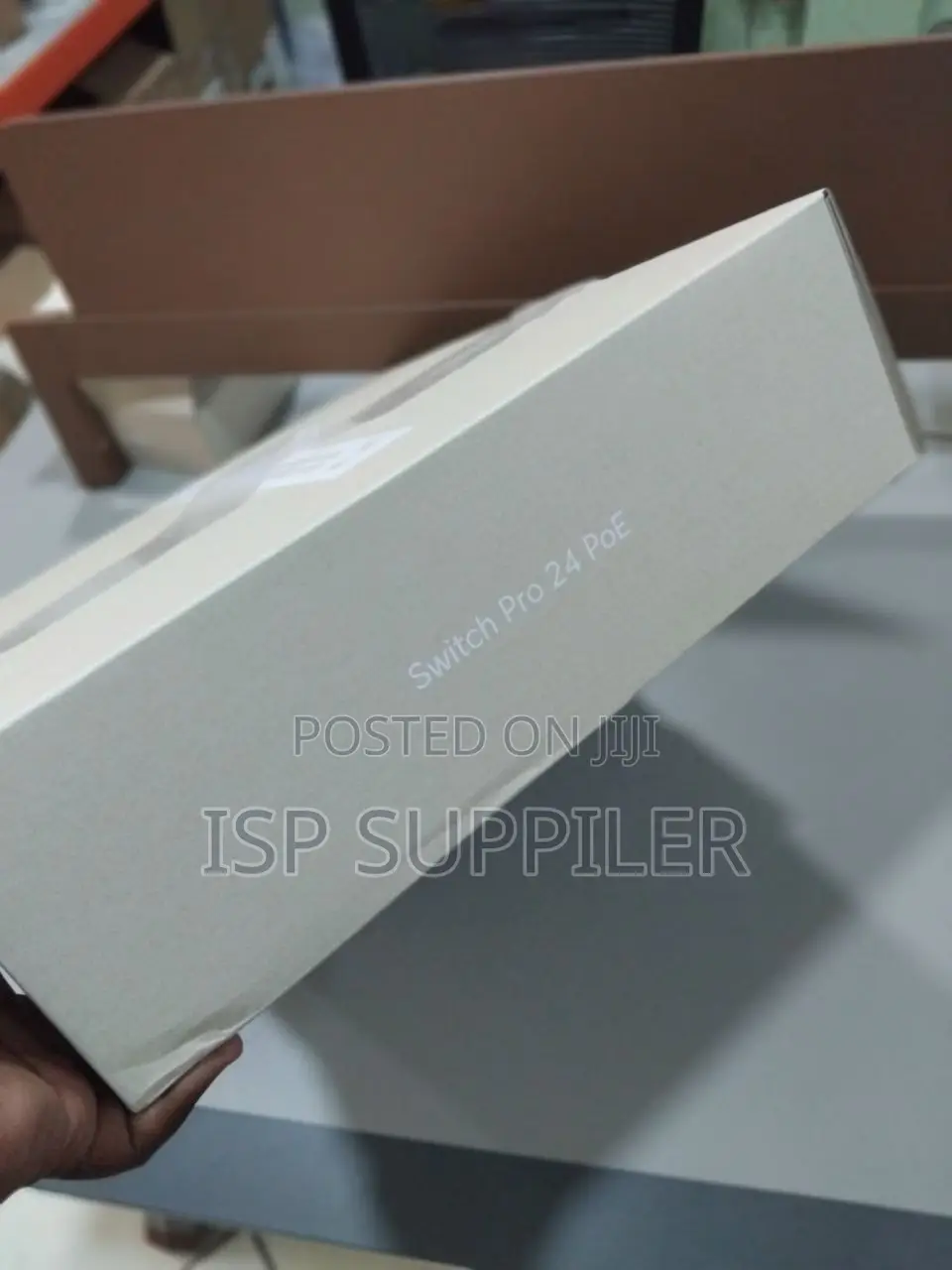 Ubiquiti Unifi Usw-Pro-24-Poe 24-Port Gigabit Poe++ Switch