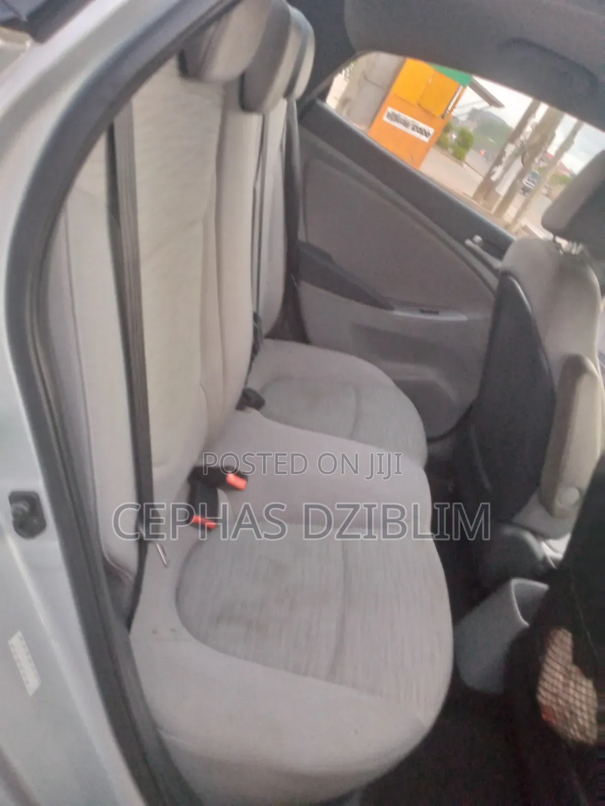 Hyundai Accent SE Hatchback 2016 Silver
