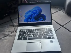 Laptop HP EliteBook 830 G5 8GB Intel Core i5 SSD 256GB