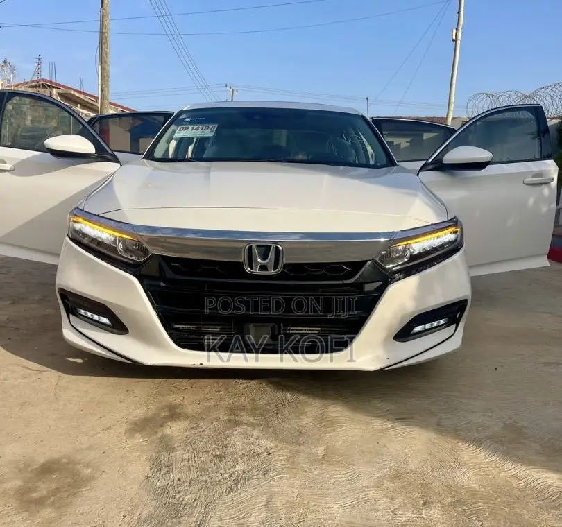 Honda Accord EX 2018 White
