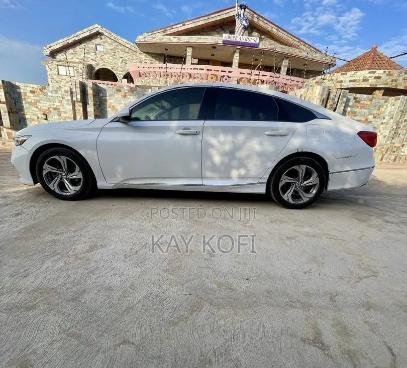 Honda Accord EX 2018 White