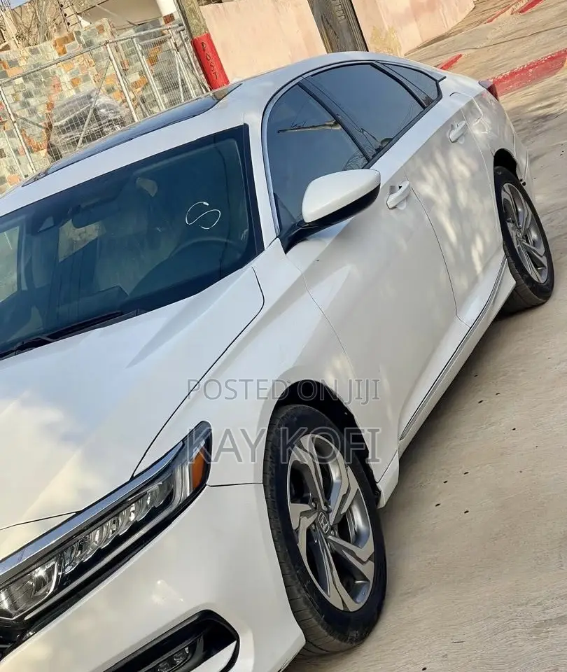 Honda Accord EX 2018 White
