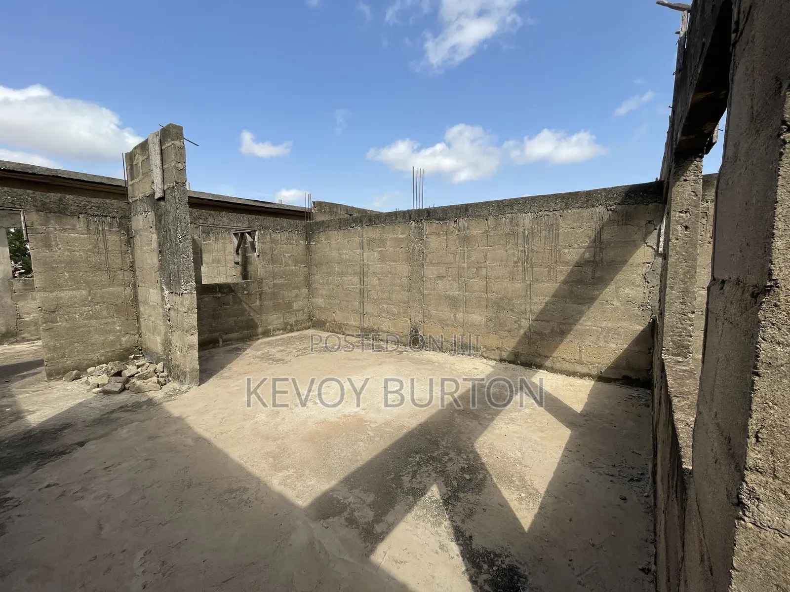 4bdrm Apartment in Oyarifa for sale