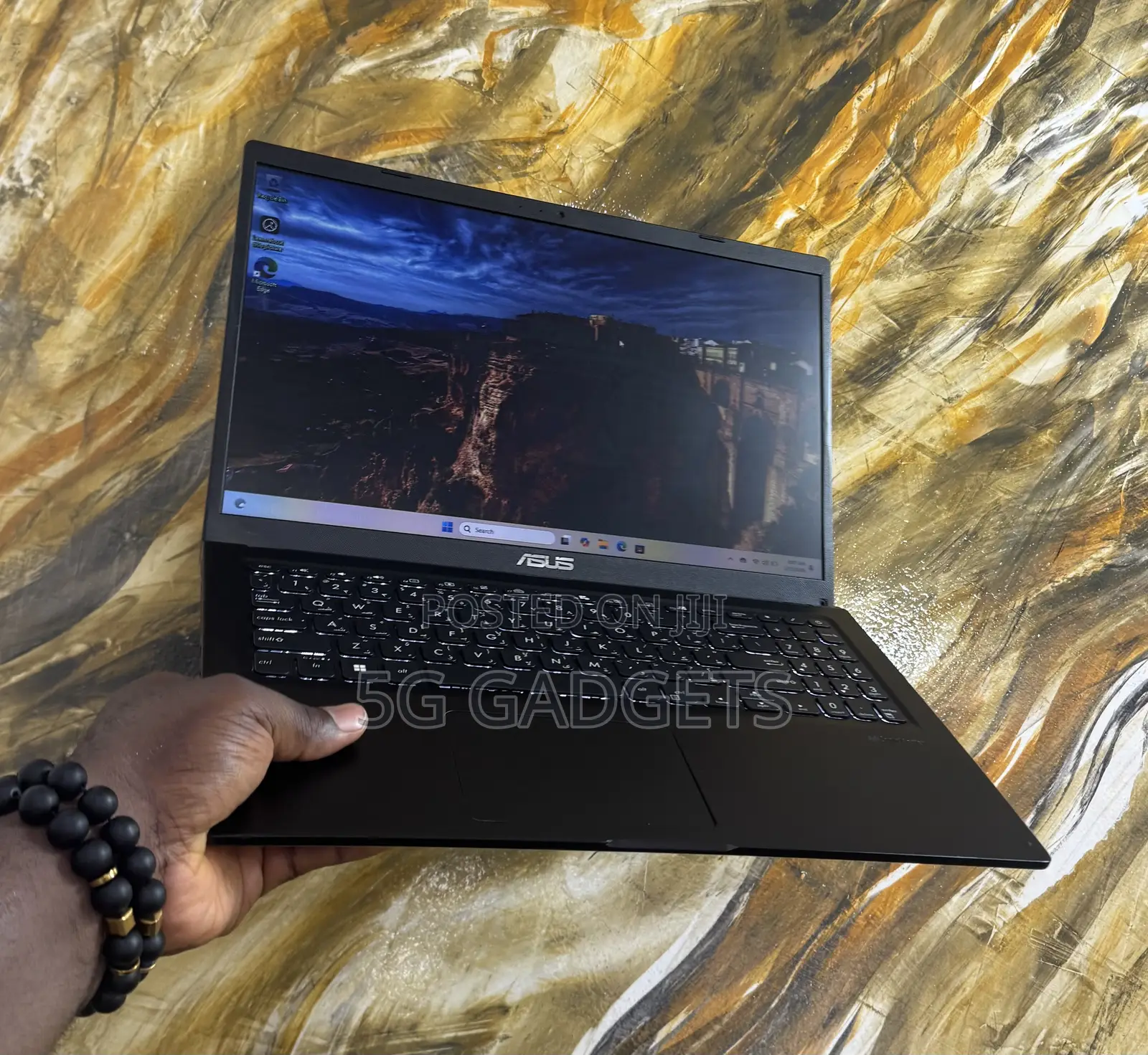 Laptop Asus VivoBook 15 X505BA 8GB Intel Core i5 SSD 256GB