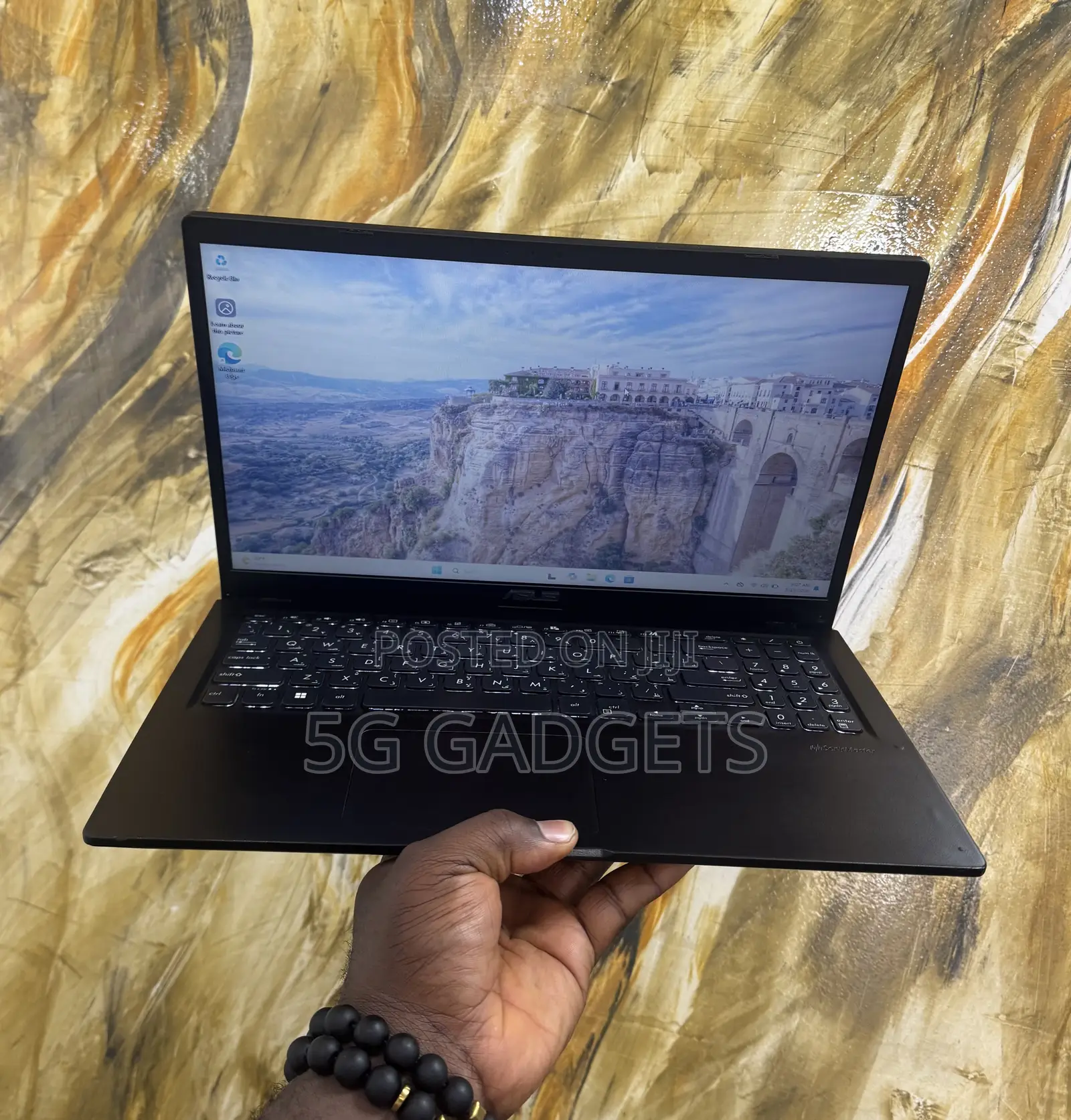 Laptop Asus VivoBook 15 X505BA 8GB Intel Core i5 SSD 256GB