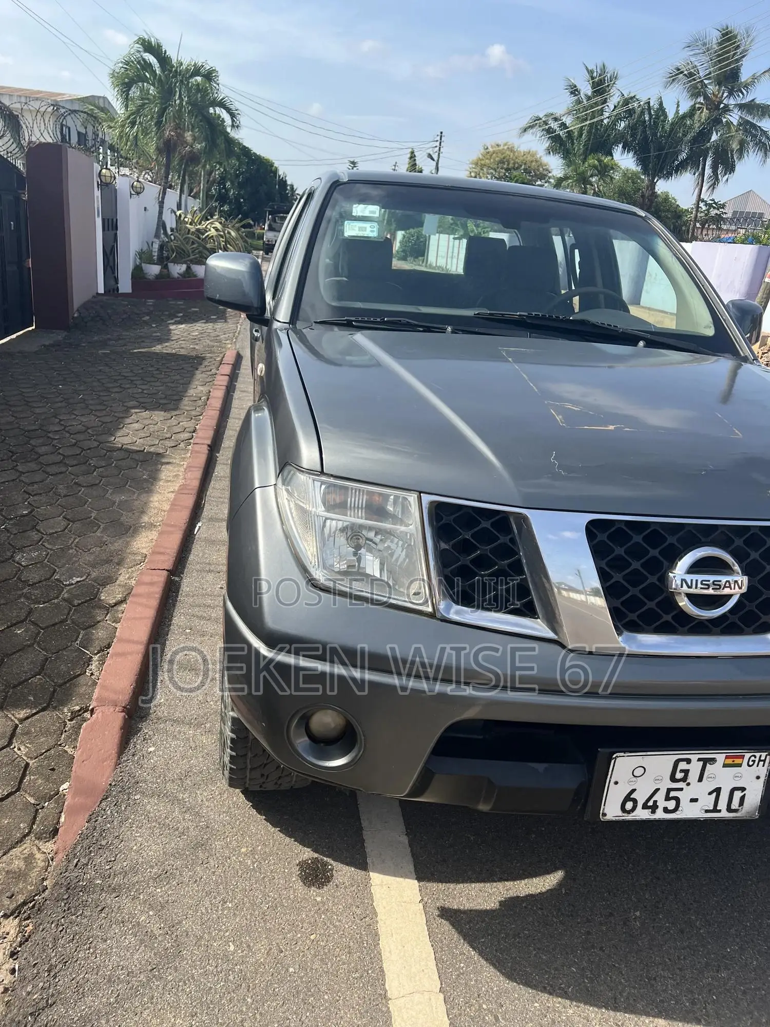 Nissan Navara 2014 Gray