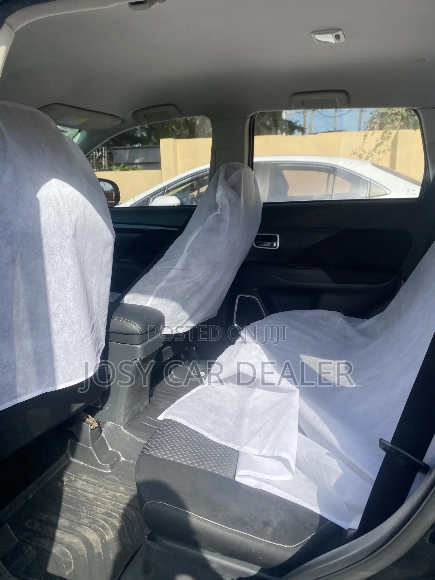 Mitsubishi Outlander 2022 Black