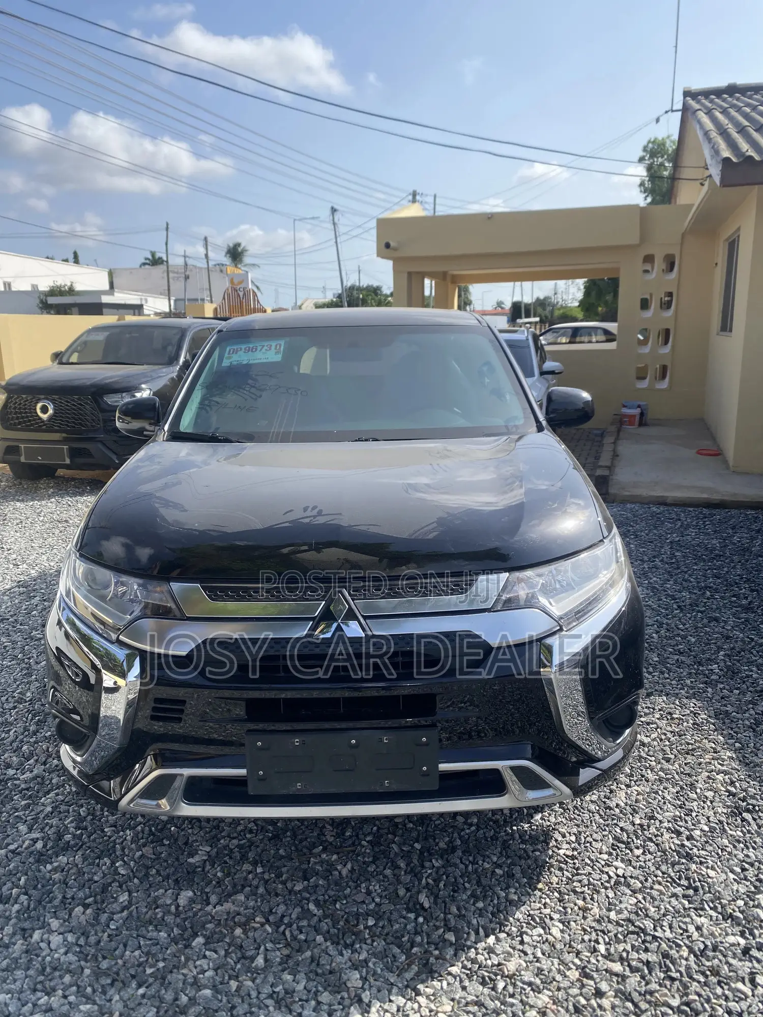 Mitsubishi Outlander 2022 Black