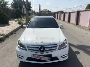 Mercedes-Benz C250 2014 White
