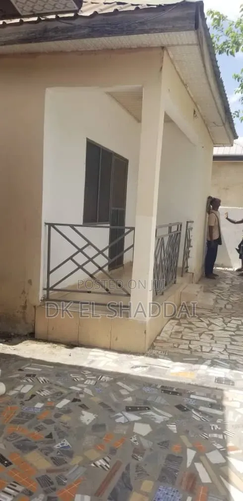 1bdrm Apartment in Pokuase for rent