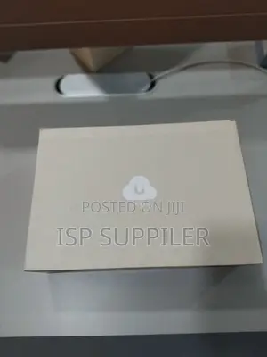 Ubiquiti Unifi Usw-Pro-Xg-8-Poe 8-Port 10g Poe++ Switch