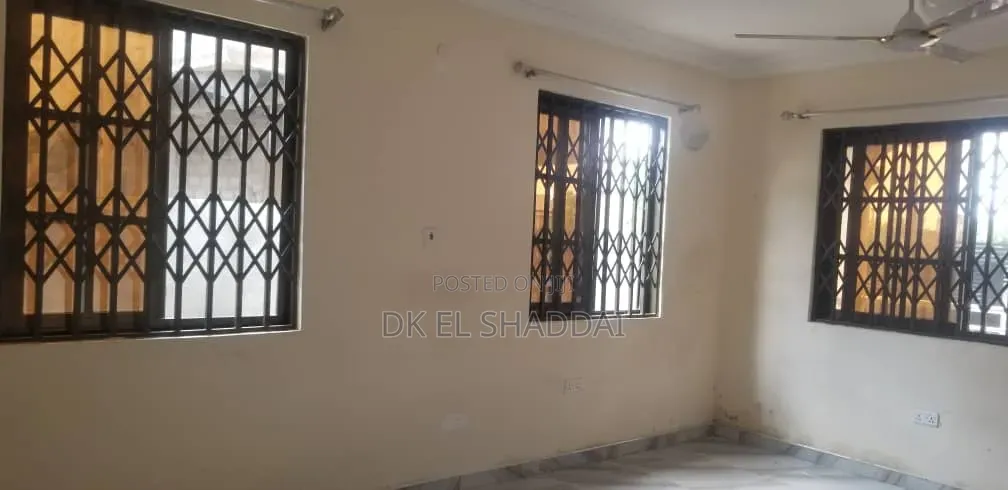 2bdrm Apartment in Pokuase for rent