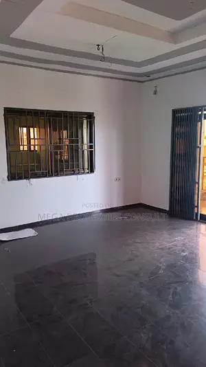 3bdrm Apartment in Achimota for rent