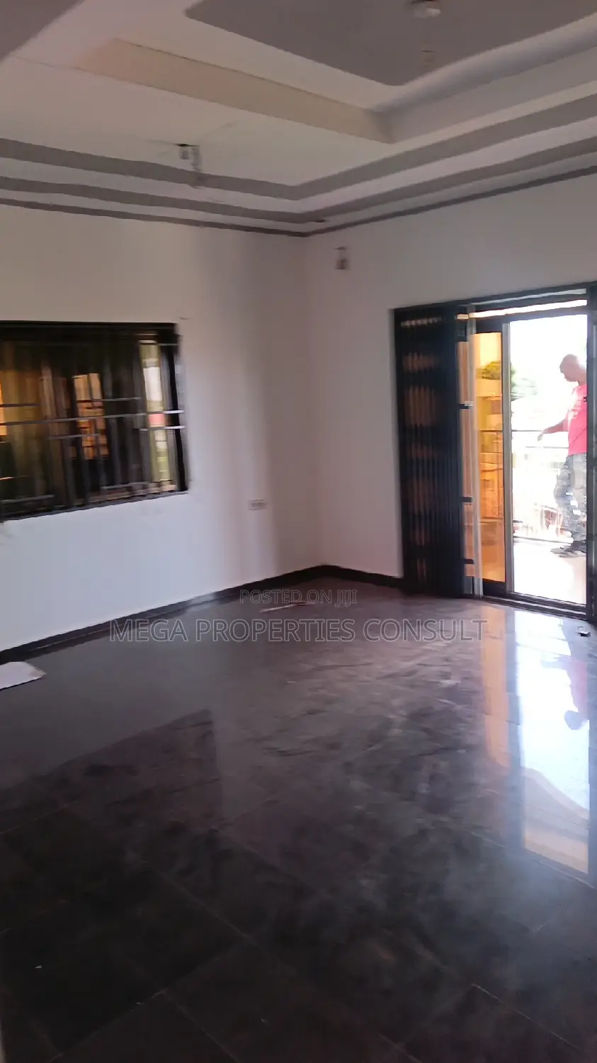 3bdrm Apartment in Achimota for rent
