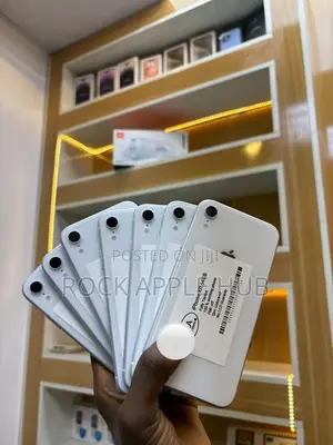 New Apple iPhone XR 64 GB White