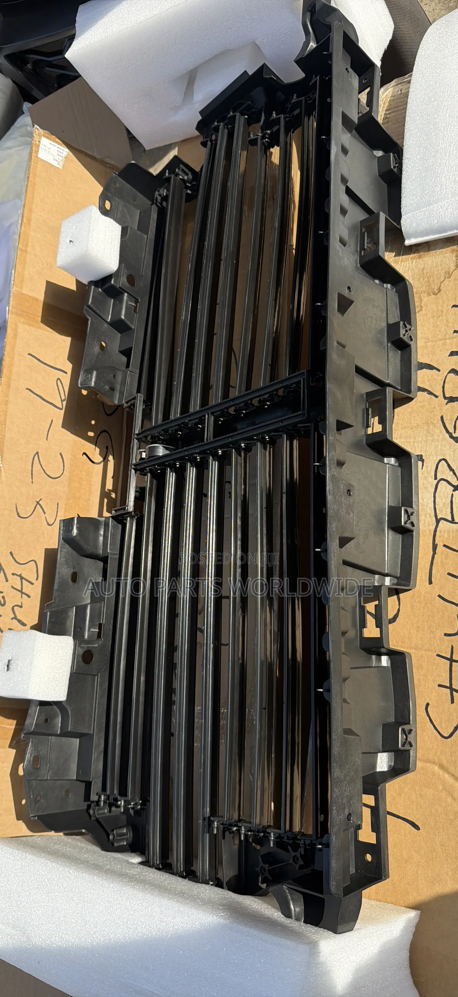 Dodge Ram 1500 Front Bumper Shutter Grill 2019 -2023