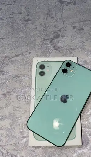 New Apple iPhone 11 128 GB Green