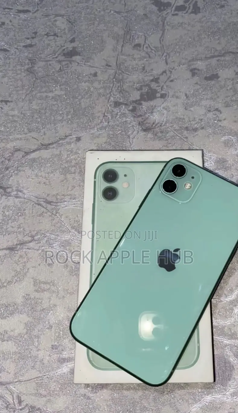 New Apple iPhone 11 128 GB Green