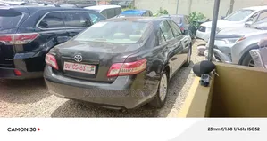 Toyota Camry LE 4dr Sedan (2.5L 4cyl 6AM) 2010 Gray
