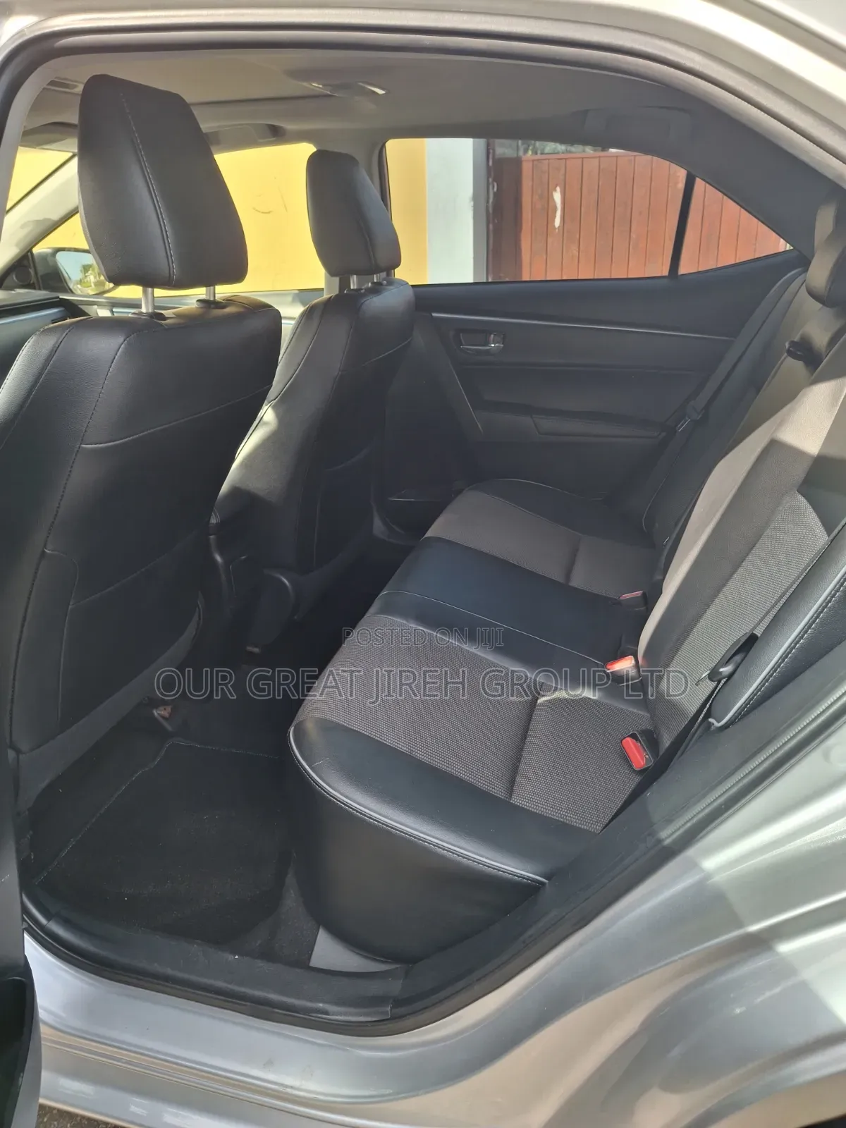 Toyota Corolla 2017 Silver