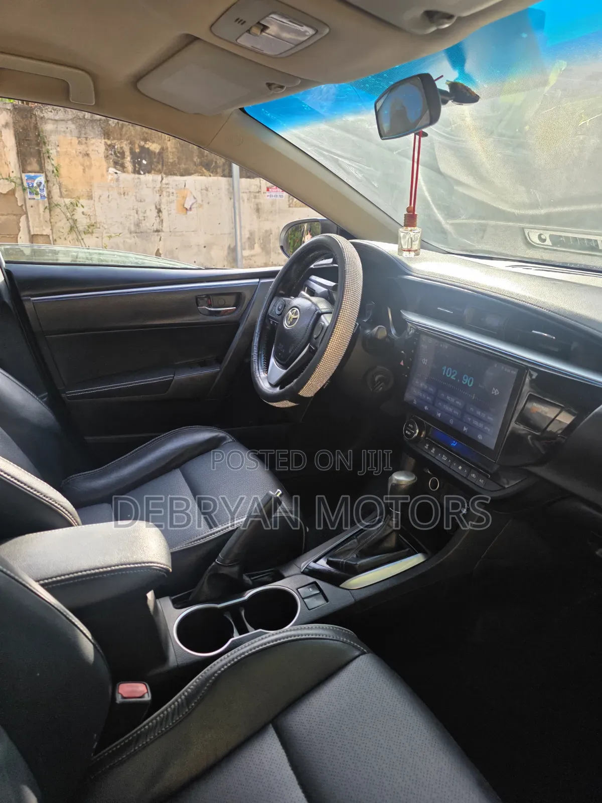 Toyota Corolla S 4dr Sedan (1.8L 4cyl CVT) 2014 White