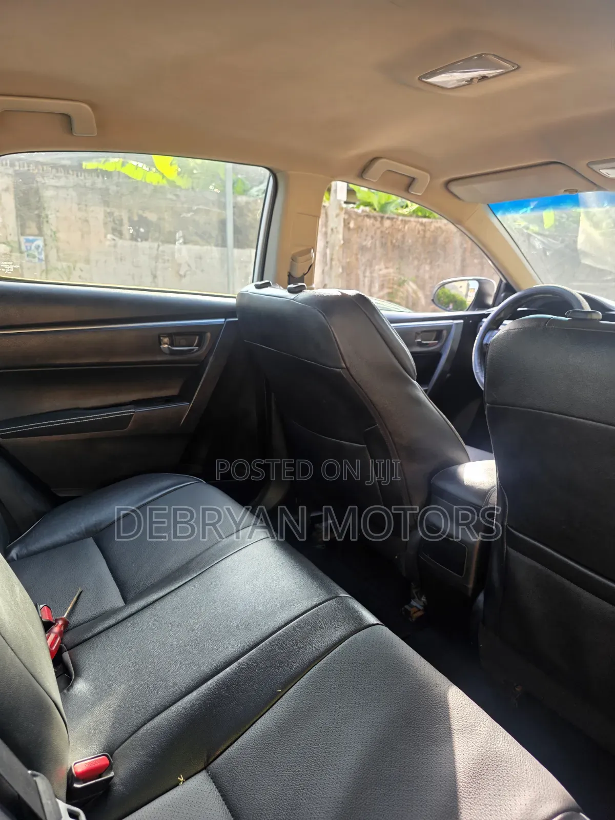 Toyota Corolla S 4dr Sedan (1.8L 4cyl CVT) 2014 White