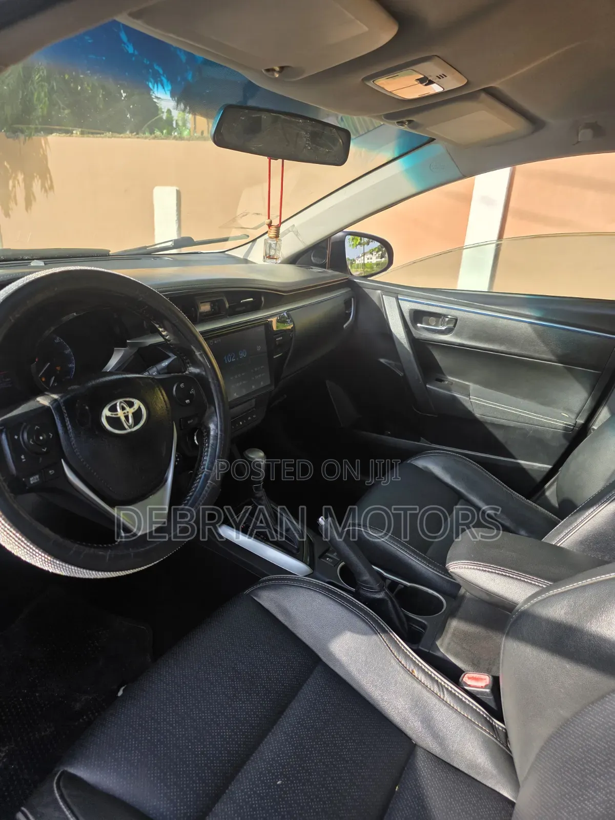 Toyota Corolla S 4dr Sedan (1.8L 4cyl CVT) 2014 White