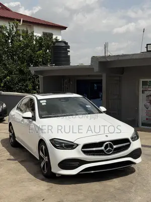 Mercedes-Benz C300 2022 White