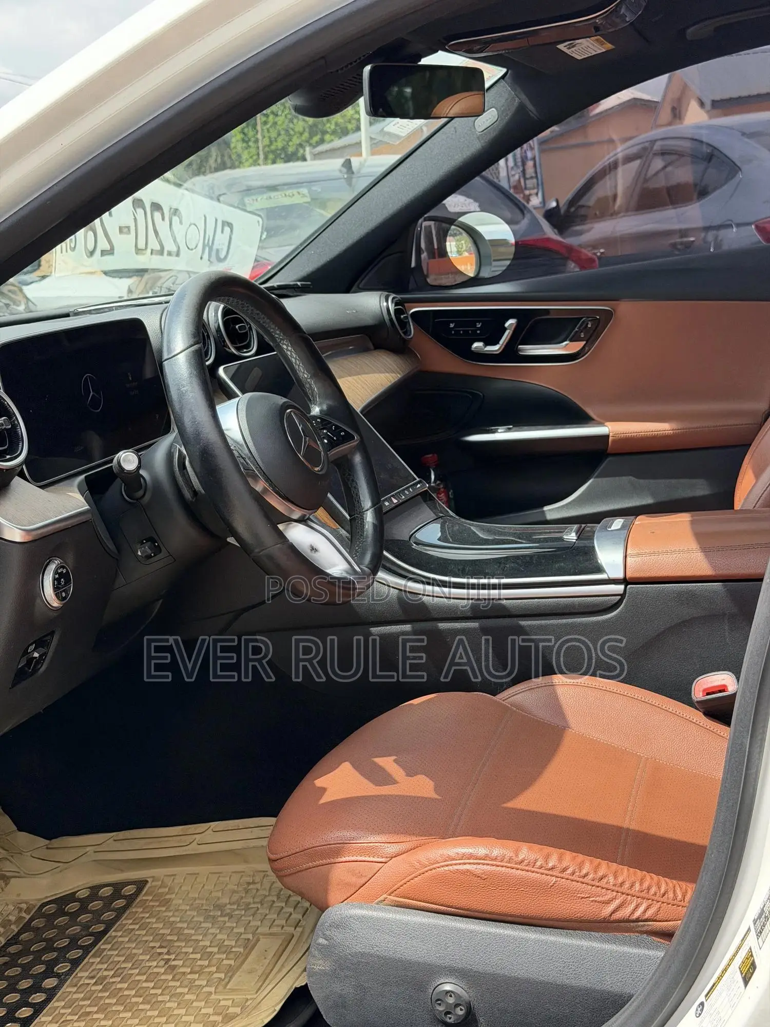 Mercedes-Benz C300 2022 White