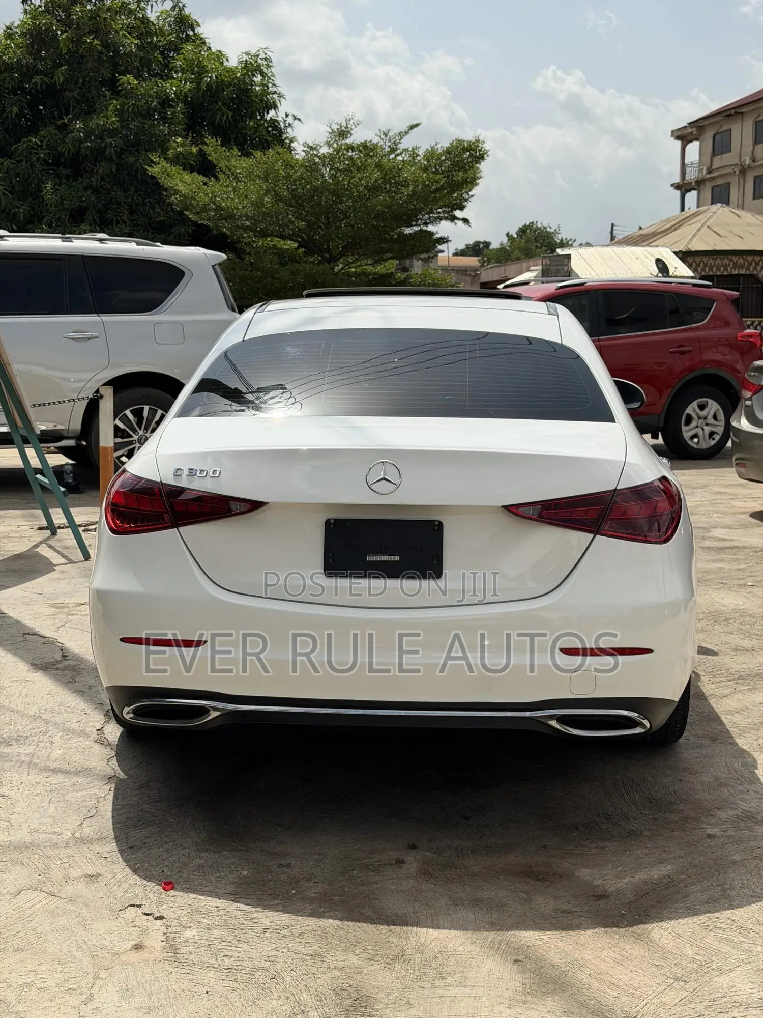 Mercedes-Benz C300 2022 White