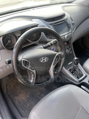 Hyundai Elantra 2016 Black