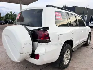 Toyota Land Cruiser 4.5 TD GX-R 2009 White